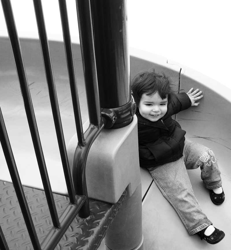caitlin-bw-slide2